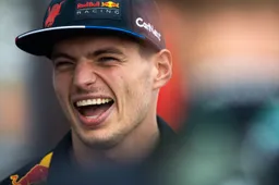 Hamilton and Verstappen in conversation during press moment