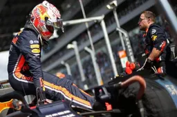 Verstappen over zijn obsessie met het getal drie: “Plakte overal dat nummer op”