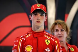 Dit is het eerste wat Bearman deed na zijn Formule 1-debuut!