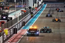 Wolff doesn't forgive Masi for his mistake in '21: 'He's an idiot'