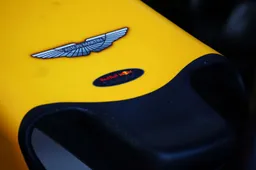 Aston Martin reageert op overnamegeruchten: "Zijn niet actief op zoek"