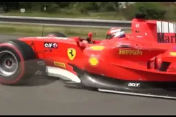 Un coche de GP2 es visto en una autopista de la República Checa; la policía inicia una investigación