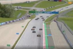 Verstappen behoudt leidende positie bij start; Gasly grootste slachtoffer