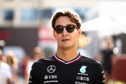Russell vermoedt oorzaak problemen Red Bull: ‘Dit maakt het zo lastig’