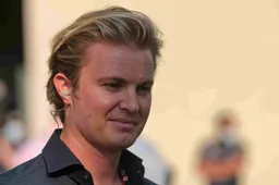 Rosberg lovend: 'Agressie die Verstappen meeneemt echt ongehoord'
