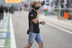 Schumacher corrects Verstappen: 'Same goes for Hamilton and my father'.