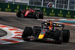 Verstappen bijna knock-out: 'Niet echt een bochtencombinatie voor F1'