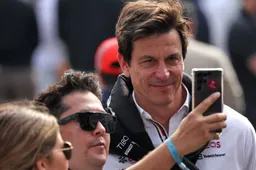 Wolff sceptisch over titelwinst in 2023: 'Zie het glas meestal half leeg'