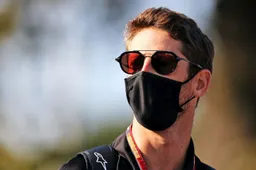 Grosjean about Vettel: "I won't show you the emoji he sent me"