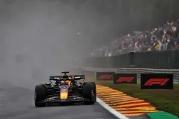 Volledige uitslag kwalificatie GP België:Verstappen overklast concurrentie