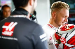 Magnussen: ''We hebben POLE POSITION!!!''