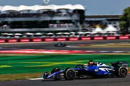 Verstappen snelste tijdens VT1 voor Grand Prix van Groot-Brittannië