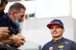 Twijfels over titelkans Verstappen: 'Dat is in het voordeel van Mercedes'