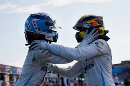 Mercedes-teambaas lyrisch over De Vries: 'Een racer in hart en nieren'