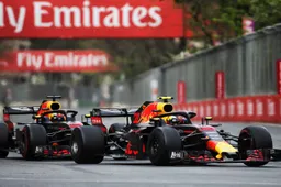 Dinsdag te zien op Ziggo Sport: De crash tussen Verstappen en Ricciardo
