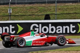 Paul Aron takes F2 pole, Antonelli in the top ten, Bearman struggles
