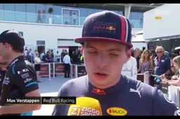 Verstappen voor de camera van Ziggo Sport na de GP van Canada