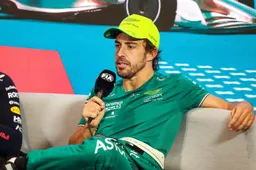 Alonso langweilt sich während des Rennens: "Ich konnte das Rennen auf den Bildschirmen verfolgen".