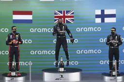 Verstappen vs. Hamilton: "In the end Hamilton will win from Verstappen."