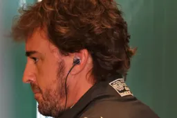 Aston Martin expects 'difficult' Alonso: 'Exactly what we need'
