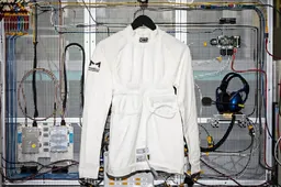 New biometric fire resistant shirt should contribute to more safety