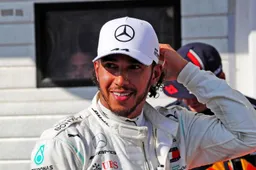 Hamilton suggereert meer setjes banden: "Dan staan we geen 20 minuten binnen"