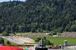 Live | Formula 1 2019 Austrian Grand Prix - Will Leclerc stay ahead of Mercedes?
