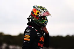 Verstappen suspected Mercedes infringement: "Something is going on there"
