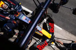 Red Bull fall just short of record after quick pit stop Verstappen