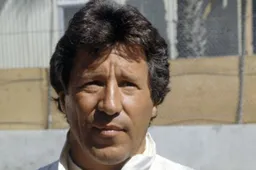Mario Andretti: F1 should follow Indycar's lead to improve overtaking
