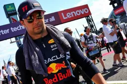 Pérez explica volta à pista após abandono e corrida ruim no Japão