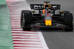 Verstappen verpulvert concurrentie in kwalificatie, Perez vanaf P11