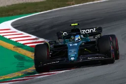 ¿Por qué Fernando Alonso lleva el número 14?