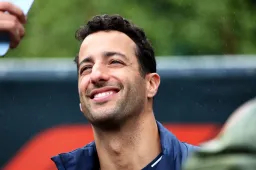 Britische Zeitung nennt einen "Hauptkandidaten" für Mercedes: "Ricciardo!