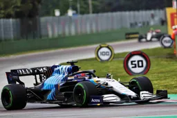 Russell vergeleken met Hamilton: "Onder de indruk hoe Latifi ermee omgaat"