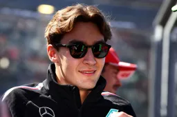Statistica impressionante: quando Sainz vince un Gran Premio, Russell si schianta