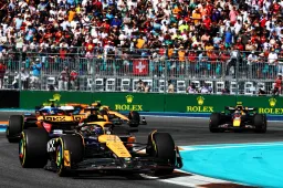 Why didn't Piastri - with the fastest lap of the race - get an extra point