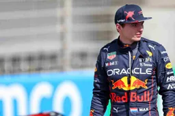 Verstappen totaal niet bezorgd over innovatieve design van W13 van Mercedes