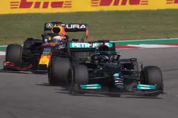 'Formule 1-coureurs zitten zo schuw als een hond achter het stuur'