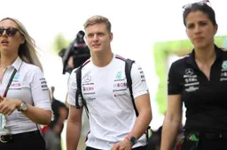 Mick Schumacher rinde homenaje a su padre este fin de semana