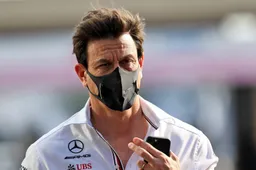 Mercedes verliest de sponsor van Wolffs kapot geslagen koptelefoon