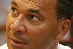 Gullit verbaasd over straf Verstappen: "Dan wordt het heel lastig"