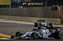 Kunst en vliegwerk voor Gasly na verliezen zijspiegel