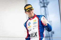 Verschoor nega la pole ad Antonelli nelle intense qualifiche di F2 a Baku