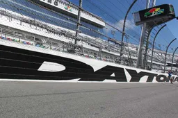 Nederlanders op koers voor zege in Daytona, uitvalbeurt voor Van der Zande