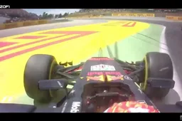 Video: Verstappen wordt van de baan geramd!