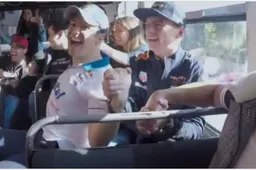 Verstappen arriveert in Mexico... tijd voor een feestje...!