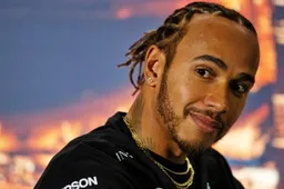 Hamilton heeft nog altijd niet met Wolff over contractverlenging gesproken