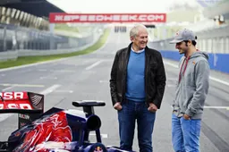 Sainz snapt harde hand van Red Bull: 'Zij zijn degene die ook betalen'
