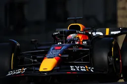 Alonso verpest snelle ronde Verstappen in VT3 Baku